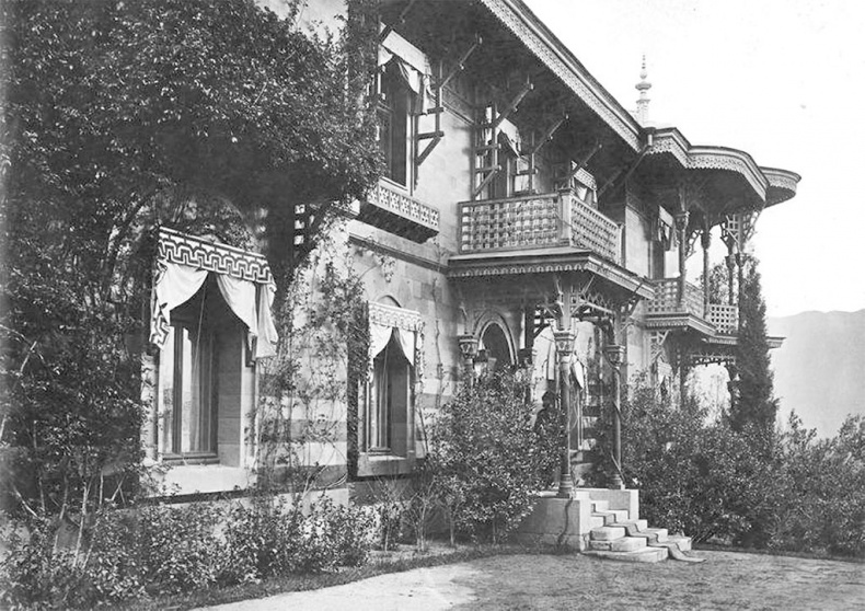 Иллюстрация к книге — Врачи двора его Императорского величества, или Как лечили царскую семью [_282.jpg]