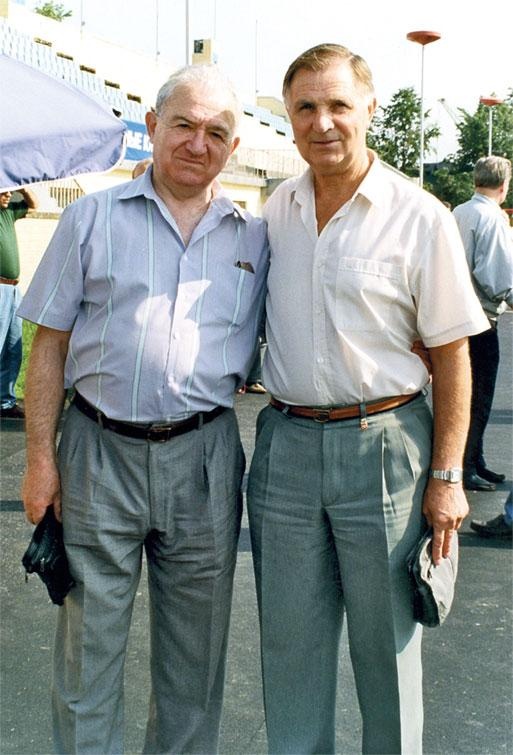 Иллюстрация к книге — Виктор Тихонов. Жизнь во имя хоккея [_126.jpg]