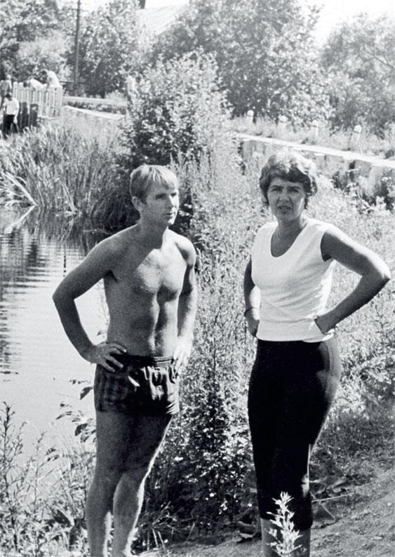 Иллюстрация к книге — Виктор Тихонов. Жизнь во имя хоккея [_41.jpg]