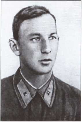 Иллюстрация к книге — Покрышкин [i_014.jpg]