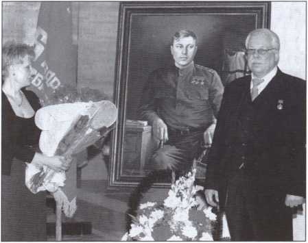 Иллюстрация к книге — Покрышкин [i_049.jpg]