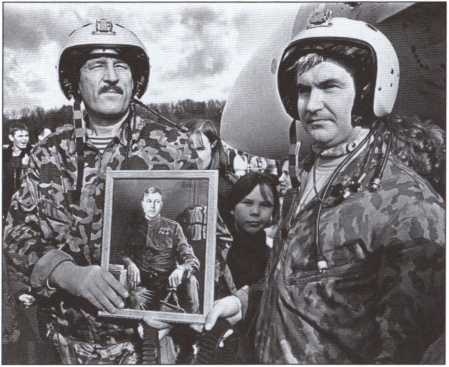 Иллюстрация к книге — Покрышкин [i_050.jpg]