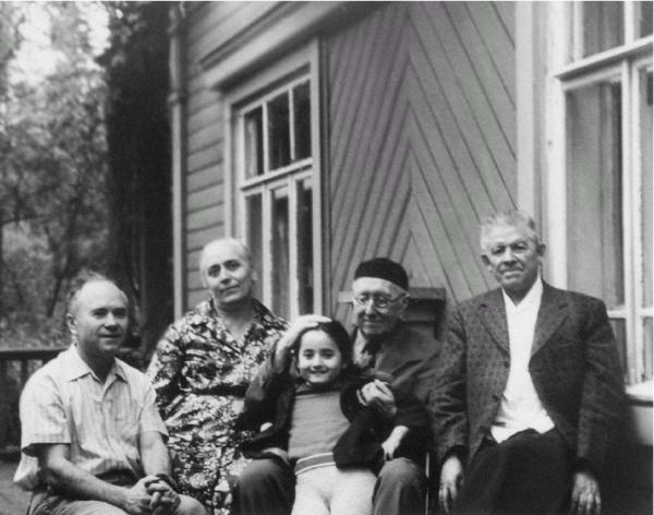 Иллюстрация к книге — Лосев [i_086.jpg]