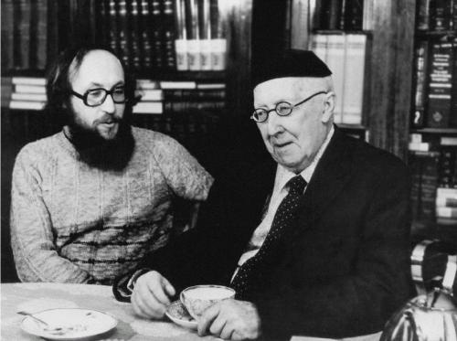 Иллюстрация к книге — Лосев [i_088.jpg]