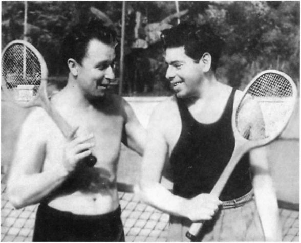 Иллюстрация к книге — Аркадий Райкин [i_023.jpg]