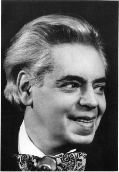 Иллюстрация к книге — Аркадий Райкин [i_032.jpg]