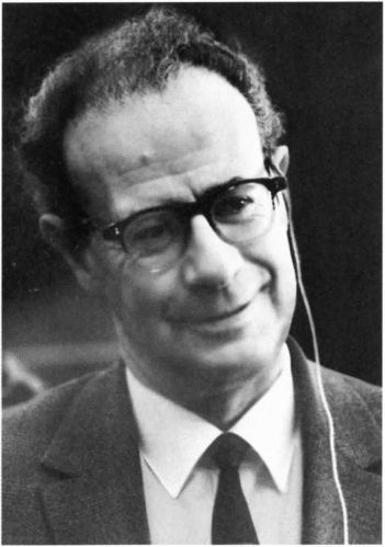 Иллюстрация к книге — Аркадий Райкин [i_041.jpg]