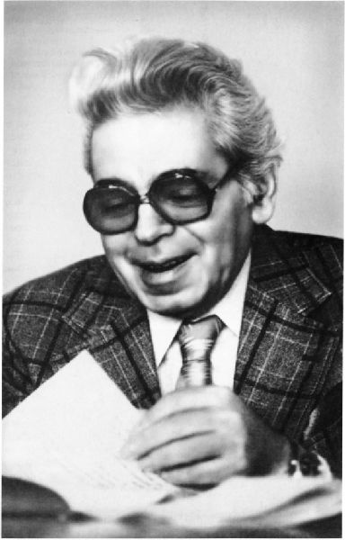 Иллюстрация к книге — Аркадий Райкин [i_060.jpg]