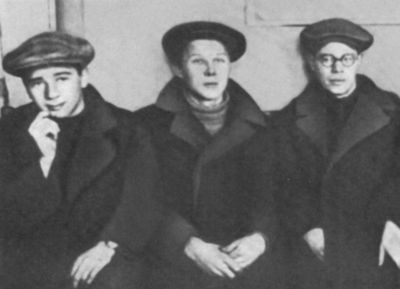 Иллюстрация к книге — Твардовский [i_017.jpg]