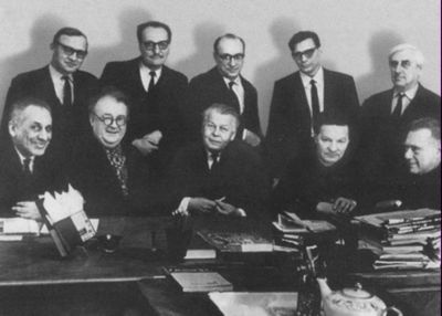 Иллюстрация к книге — Твардовский [i_040.jpg]