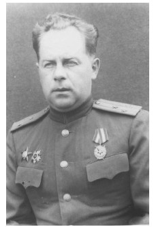 Иллюстрация к книге — Щит и меч Советского Союза [i_030.jpg]