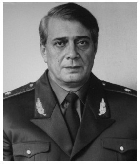 Иллюстрация к книге — Щит и меч Советского Союза [i_033.jpg]