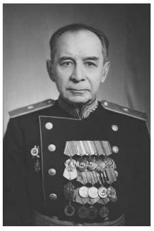 Иллюстрация к книге — Щит и меч Советского Союза [i_047.jpg]