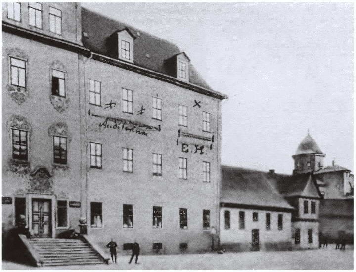 Иллюстрация к книге — Миклухо-Маклай. Две жизни &quot;белого папуаса&quot; [i_011.jpg]