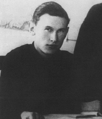 Иллюстрация к книге — Фадеев [i_022.jpg]