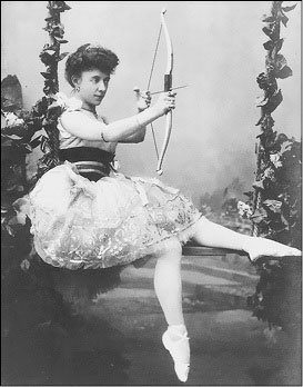 Иллюстрация к книге — Матильда Кшесинская и любовные драмы русских балерин [i_016.jpg]