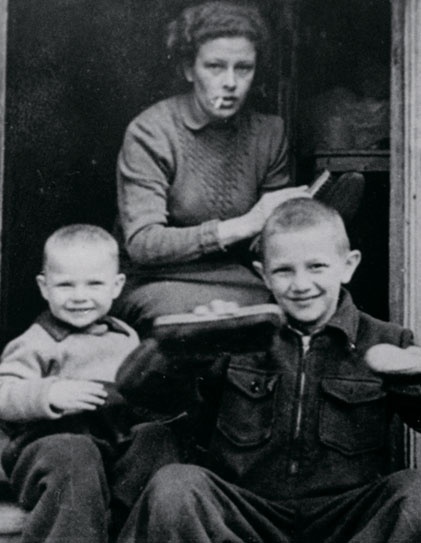 Иллюстрация к книге — Не жизнь, а сказка [i_013.jpg]