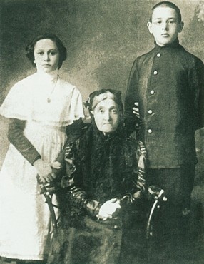 Иллюстрация к книге — Бабель. Человек и парадокс [i_010.jpg]