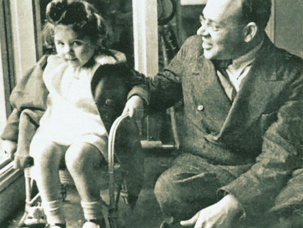 Иллюстрация к книге — Бабель. Человек и парадокс [i_050.jpg]