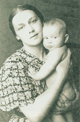 Иллюстрация к книге — Бабель. Человек и парадокс [i_053.jpg]