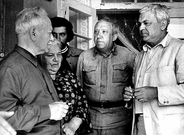 Иллюстрация к книге — Юрий Никулин. Смешное и трагическое [i_023.jpg]