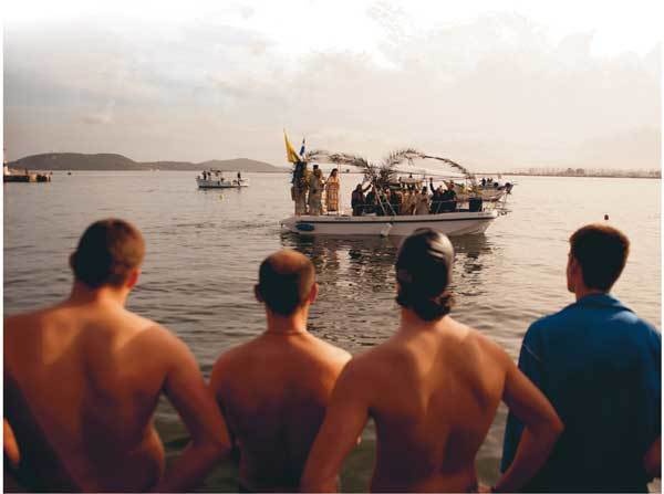 Иллюстрация к книге — Путешествие за счастьем. Почтовые открытки из Греции [i_051.jpg]