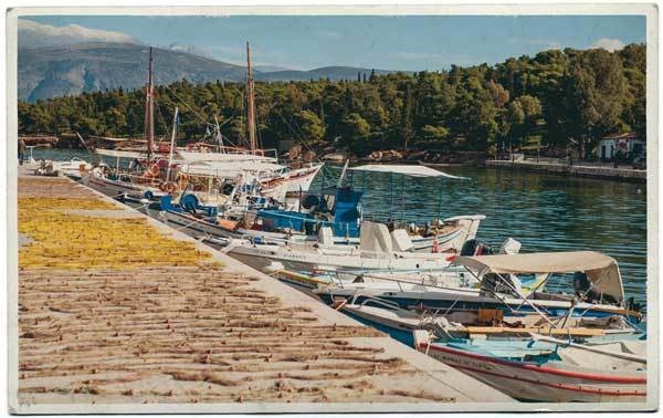 Иллюстрация к книге — Путешествие за счастьем. Почтовые открытки из Греции [i_088.jpg]