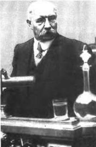 Иллюстрация к книге — Керенский [i_017.jpg]