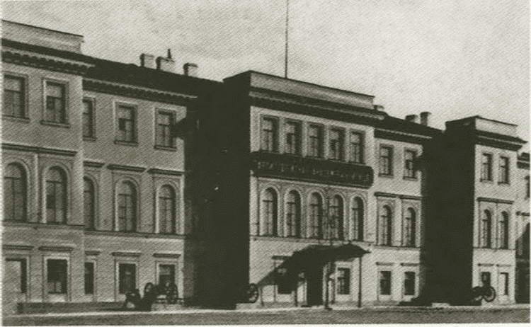 Иллюстрация к книге — Корнилов [i_009.jpg]