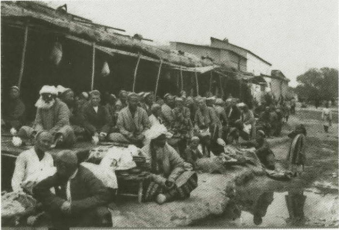 Иллюстрация к книге — Корнилов [i_010.jpg]