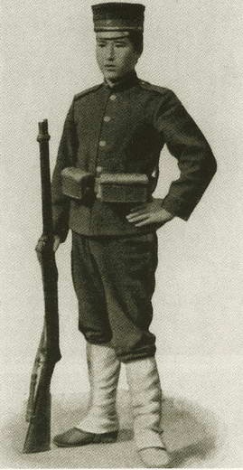 Иллюстрация к книге — Корнилов [i_014.jpg]