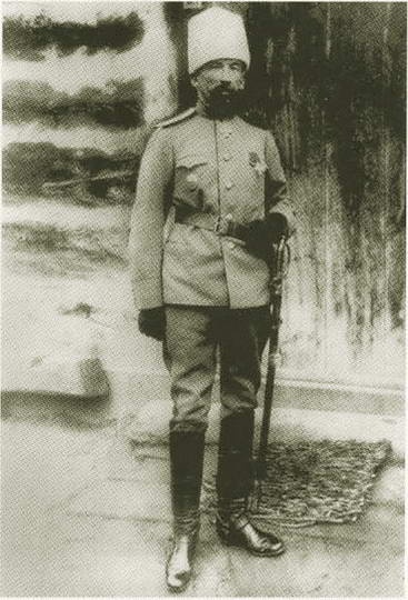 Иллюстрация к книге — Корнилов [i_027.jpg]