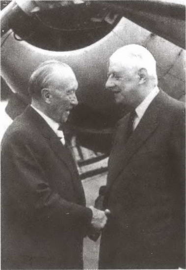 Иллюстрация к книге — Аденауэр. Отец новой Германии [i_057.jpg]