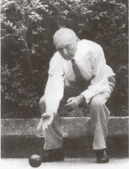 Иллюстрация к книге — Аденауэр. Отец новой Германии [i_058.jpg]