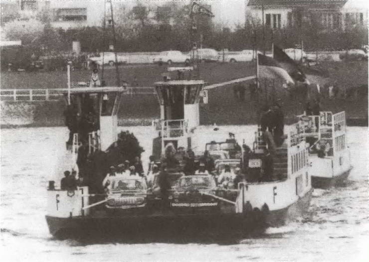 Иллюстрация к книге — Аденауэр. Отец новой Германии [i_063.jpg]