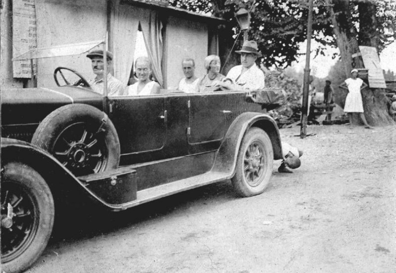 Иллюстрация к книге — Промельк Беллы. Романтическая хроника [vkl07.jpg]