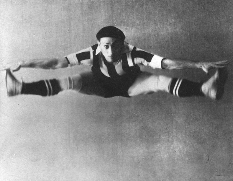 Иллюстрация к книге — Промельк Беллы. Романтическая хроника [vkl19_2.jpg]