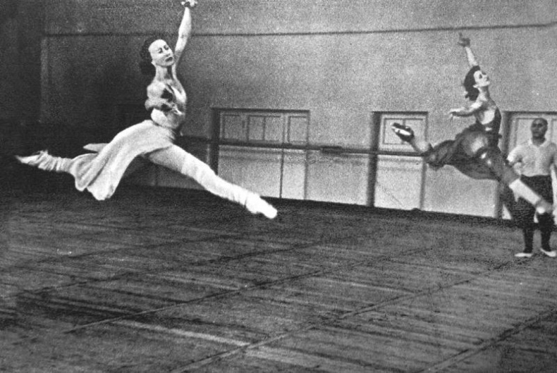 Иллюстрация к книге — Промельк Беллы. Романтическая хроника [vkl22_2.jpg]