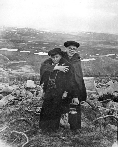 Иллюстрация к книге — Как было на самом деле. Каждая история желает быть рассказанной [i_039.jpg]