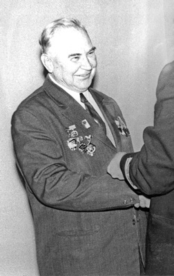 Иллюстрация к книге — Как было на самом деле. Каждая история желает быть рассказанной [i_061.jpg]