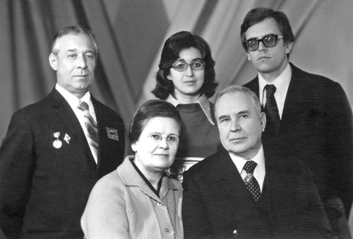 Иллюстрация к книге — Как было на самом деле. Каждая история желает быть рассказанной [i_071.jpg]