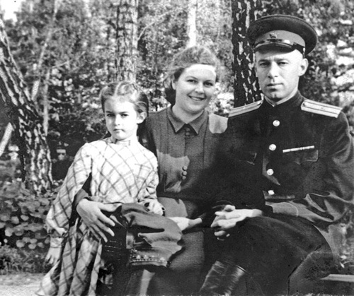 Иллюстрация к книге — Как было на самом деле. Каждая история желает быть рассказанной [i_155.jpg]