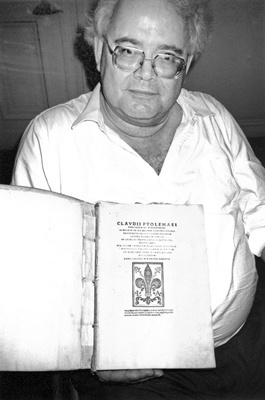 Иллюстрация к книге — Как было на самом деле. Каждая история желает быть рассказанной [i_261.jpg]