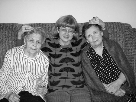 Иллюстрация к книге — Как было на самом деле. Каждая история желает быть рассказанной [i_290.jpg]