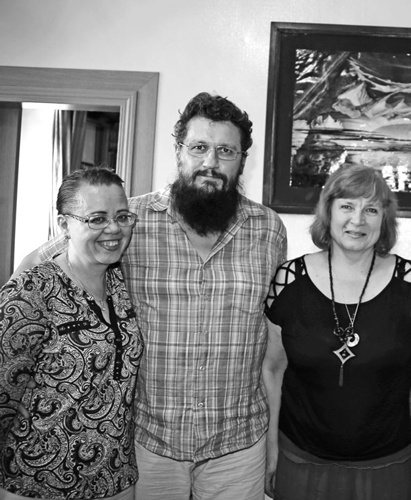 Иллюстрация к книге — Как было на самом деле. Каждая история желает быть рассказанной [i_354.jpg]