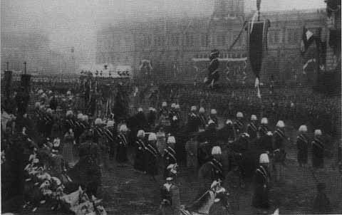 Иллюстрация к книге — Николай II [i_019.jpg]