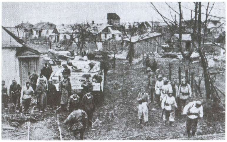 Иллюстрация к книге — Танковые сражения войск СС [i_006.jpg]