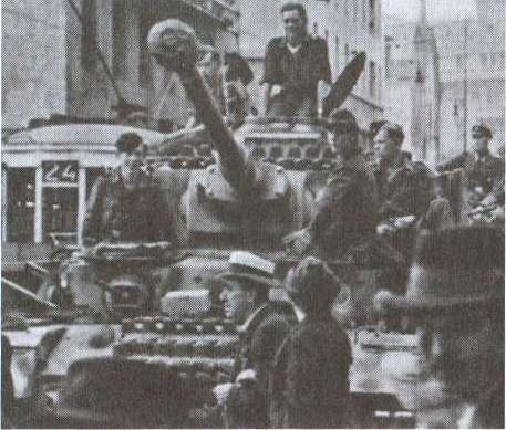 Иллюстрация к книге — Танковые сражения войск СС [i_025.jpg]