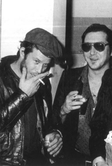 Иллюстрация к книге — Множество жизней Тома Уэйтса [img_4.jpg]