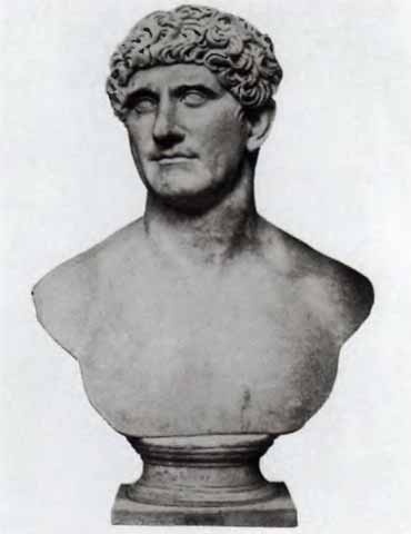 Иллюстрация к книге — Клеопатра, или Неподражаемая [i_035.jpg]